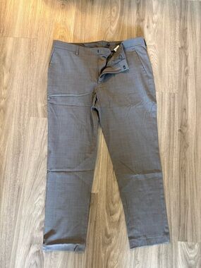 Express Extra Slim Men's Dress Pants in Gray